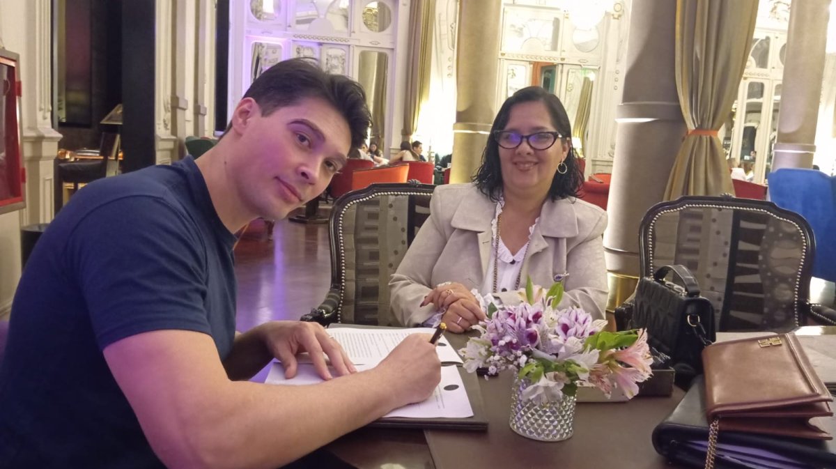 Soñando a lo grande, el Documental VER A TRÁVEZ DE MIS OJOS